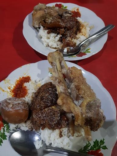 NASI GUDEG SIDO MAREM BU SARIYAH