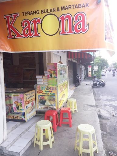 TERANG BULAN DAN MARTABAK KARONA