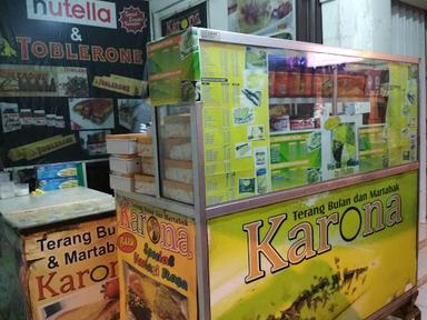 TERANG BULAN DAN MARTABAK KARONA