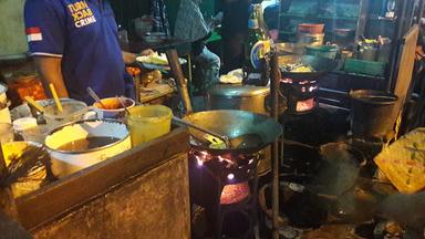 WARUNG BAKMI PAK H DUL