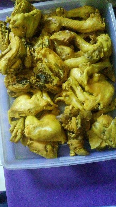 WARUNG BEBEK DAN AYAM GORENG PAK NTOH