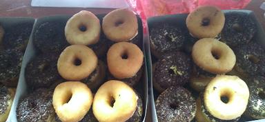 KANG.DONATS 3 SODARA