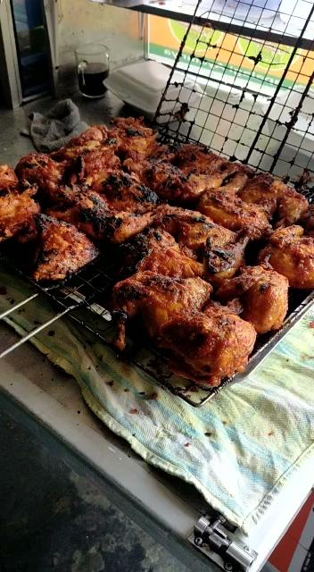 AYAM BAKAR BU JUJU