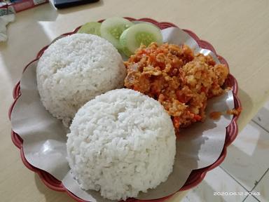 AYAM GEPREK GSP