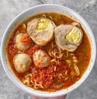 BAKSO BENHIL PEJATEN BARAT