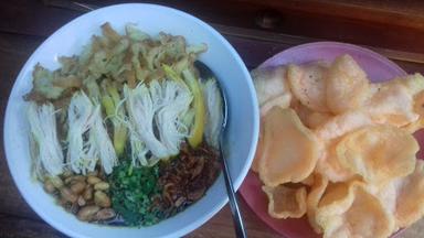 BUBUR AYAM KUNINGAN BANG BOY