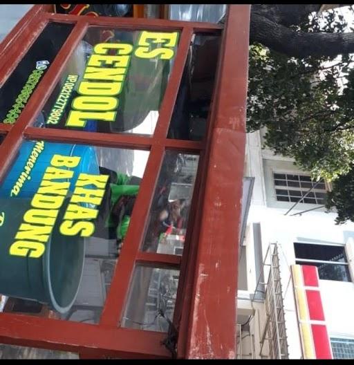 ES CENDOL PENGADILAN AMPERA KHAS BANDUNG