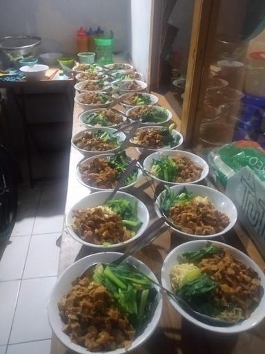 MIE AYAM SOIMAH