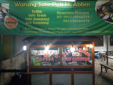 SATE DAN SOP KAMBING PAK ABBAS