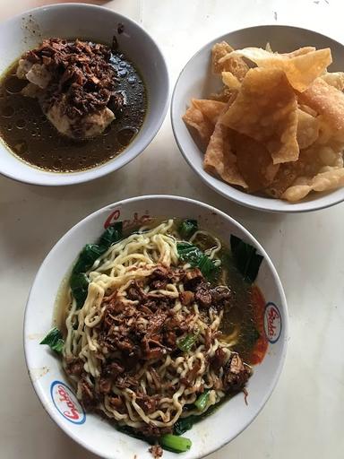 TESSI MIE AYAM BAKSO