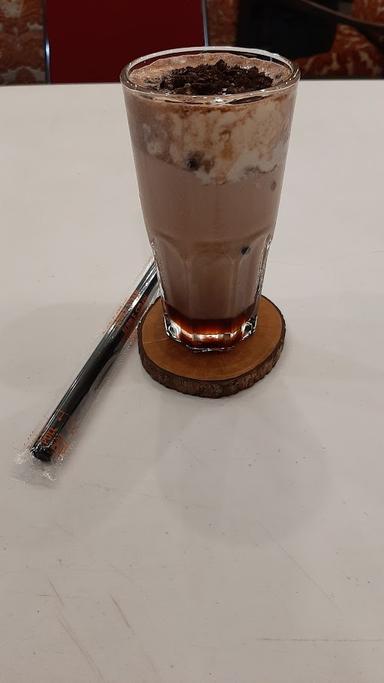 CALLYSTA COFFEE CIJANTUNG