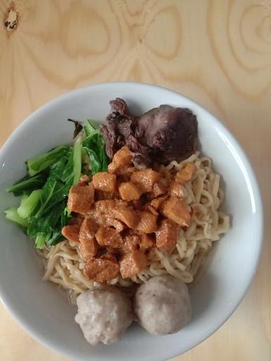 BAKSO & MIE AYAM KALIMAYA WONOGIRI