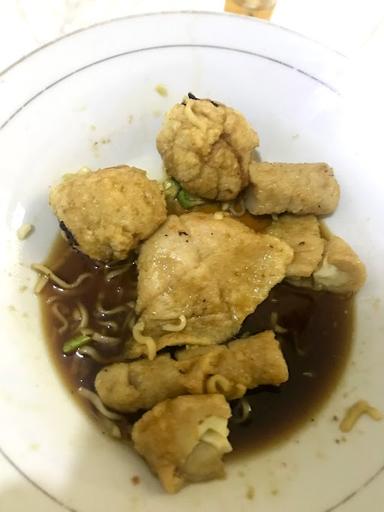 PEMPEK HARBUN MANG UJUK