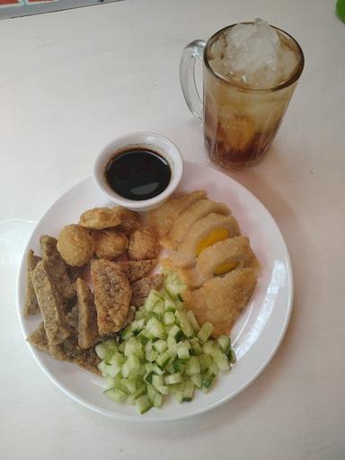 PEMPEK TEKWAN DAN BAKSO SAPI RIZKY