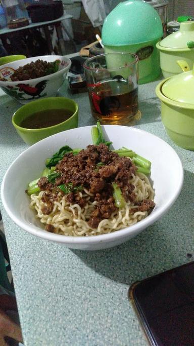 BAKMI BAKUT ATJONG