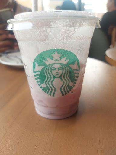 STARBUCKS - GRAND BATAVIA