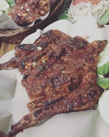 AYAM BAKAR TALIWANG 212 KHAS LOMBOK