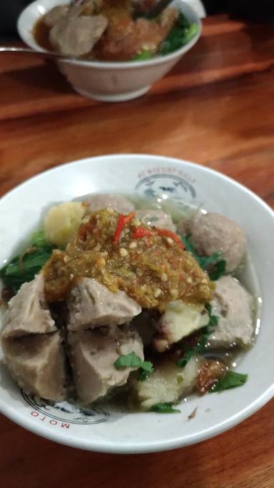 BAKSO DAN MIE AYAM SEDERHANA