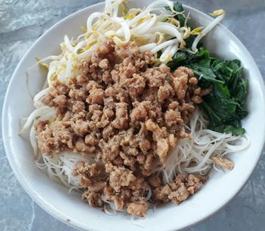 MIE AYAM BANYUMAS 1 CABANG KELAPA DUA