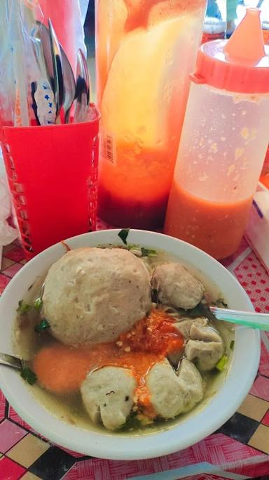 MIE AYAM BASO BALUNGAN