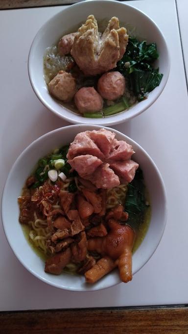 MIE AYAM BASO EKO