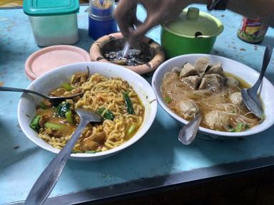 PONDOK BAKSO SOLO MASMIN OJOLALI