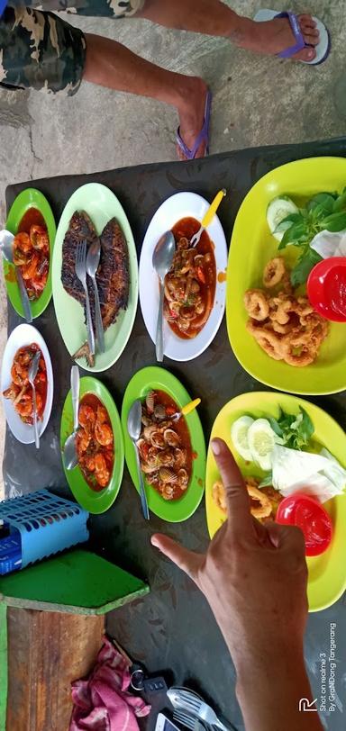 RAJAWALI SEAFOOD PASAR KEMIS