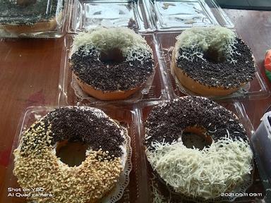 TOKO KUE DAN BOLU ELYTA CAKE PASAWAHAN PURWAKARTA