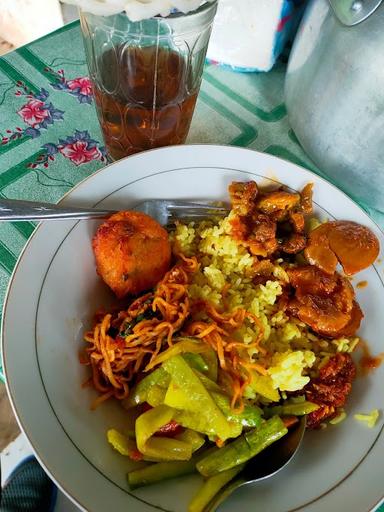 WARUNG NASI MANG ADE