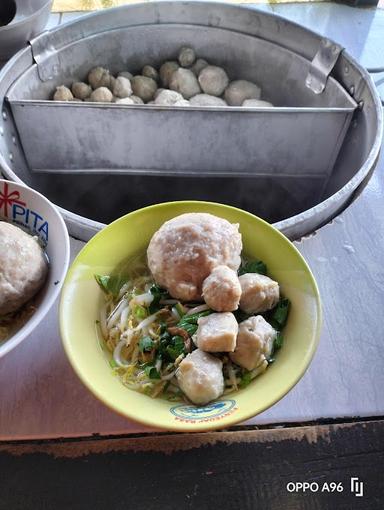 MIE AYAM BASO SOLO WAHYU BAROKAH SINGALOMBANG