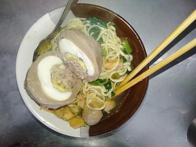 MIE BASO MAS UKIR