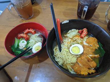 TOSHI RAMEN