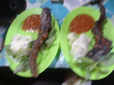 WR. PECEL LELE RISWAN 1