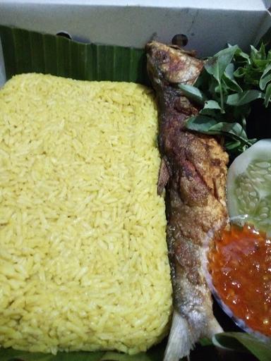 WARUNG NASI 2 PUTRI