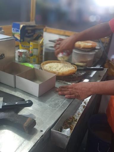 MARTABAK TELUK BAYUR