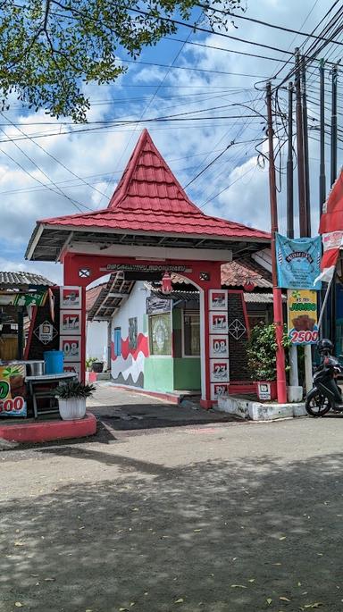 WARUNG NASI IBU ONAH