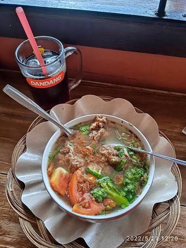 WARUNG MAKAN ADI