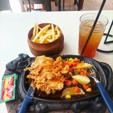 PAPICO - RICE BOWL, NOODLE, STEAK