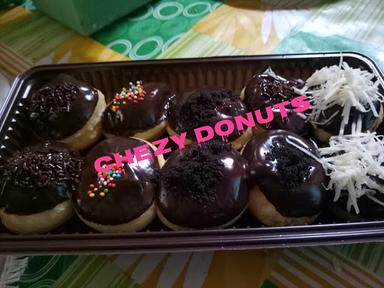 CHEZY DONUTS