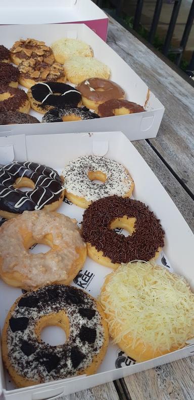 KEE DONUTS