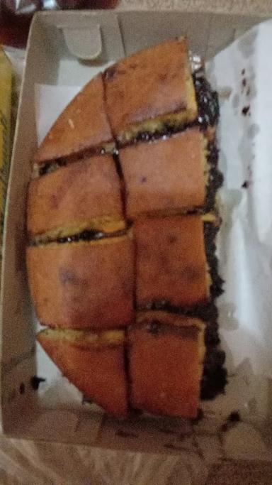 MARTABAK LAKALAKA PATI