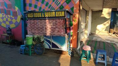 NASI UDUK & BUBUR AYAM POJOK MASJID BESAR PATI