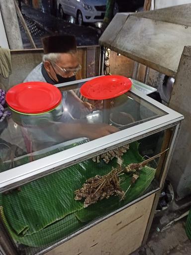 SATE DAGING SAPI MBAK UN (PAK SOEDARMAN)