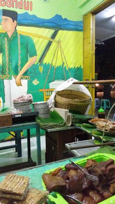 WARUNG NASI GANDUL PAK HARJO