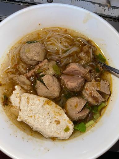 BAKSO SADIS