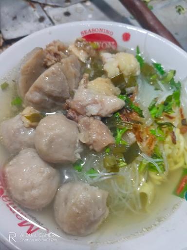 BAKSO DAGING SAPI SOPONYONO