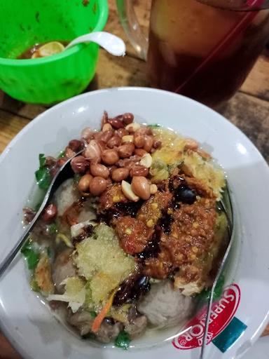 BAKSO DAN SOTO SENTUL