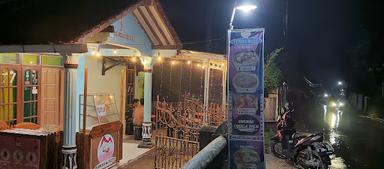 KEDAI TENDA BIRU