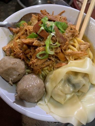 BAKSO LOBI