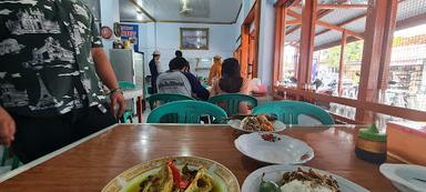 WARUNG MAKAN ABAH WARLI